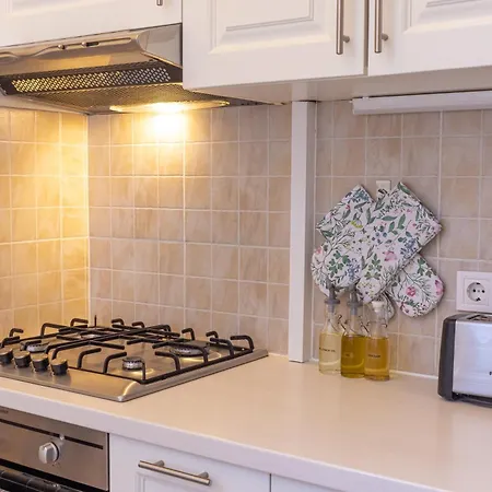 Gellerico At Deak Square * Budapest