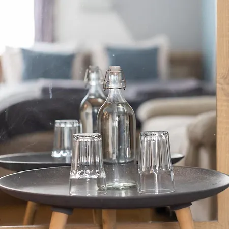 Gellerico At Deak Square