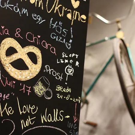 Gellerico At Deak Square *